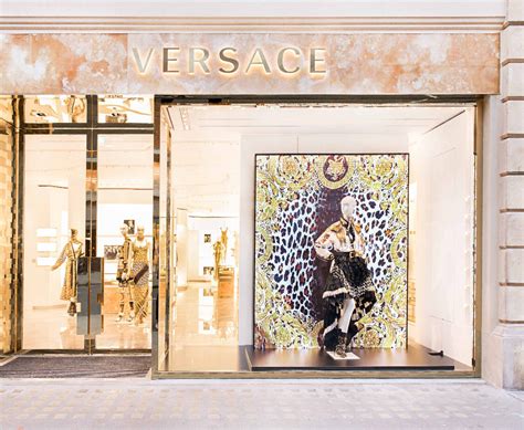 versace calabria lavoro|versace shop.